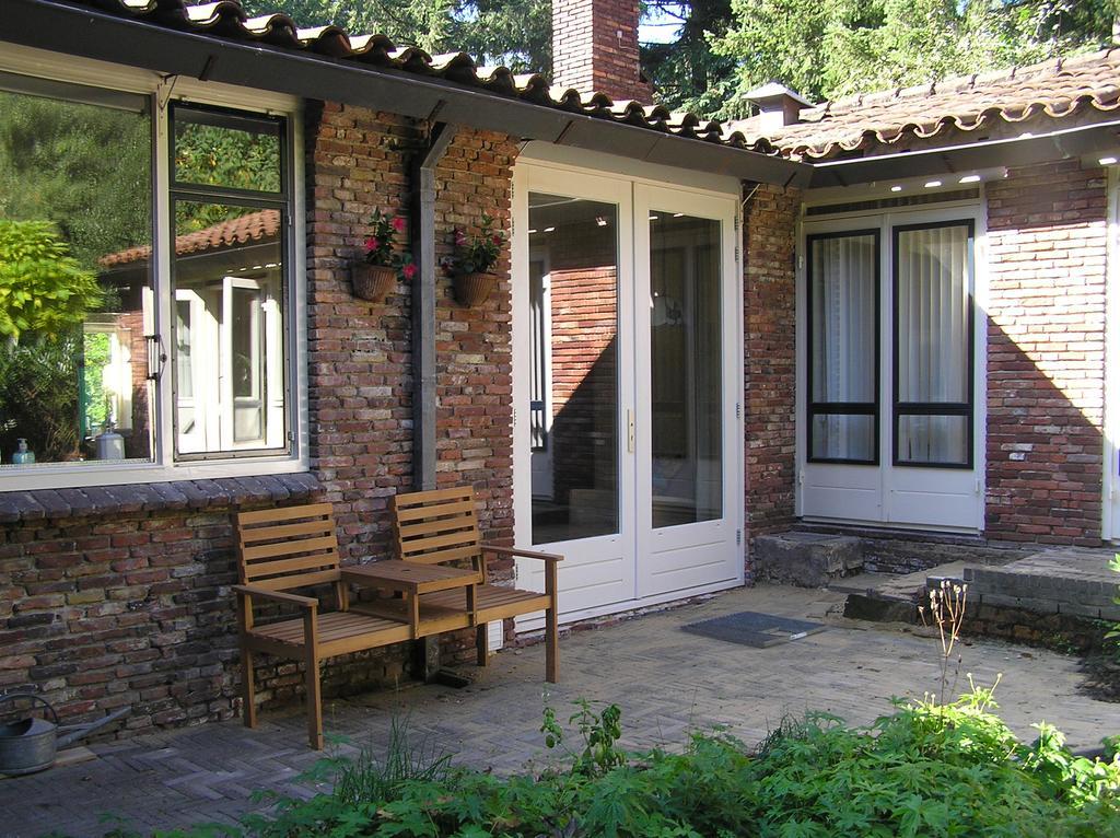 B&B Atelier Maarbeek Хелендорн Стая снимка